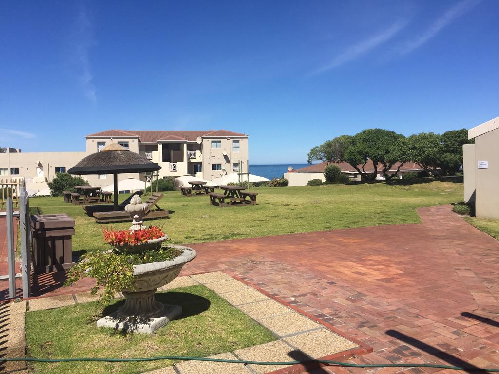 127 Hermanus Beach Club Экстерьер фото